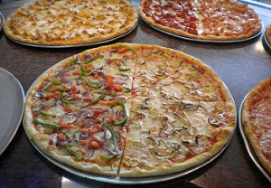 Franks Pizza & Italian Restaurant in Edison