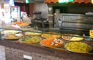 Franks Pizza & Italian Restaurant in Edison